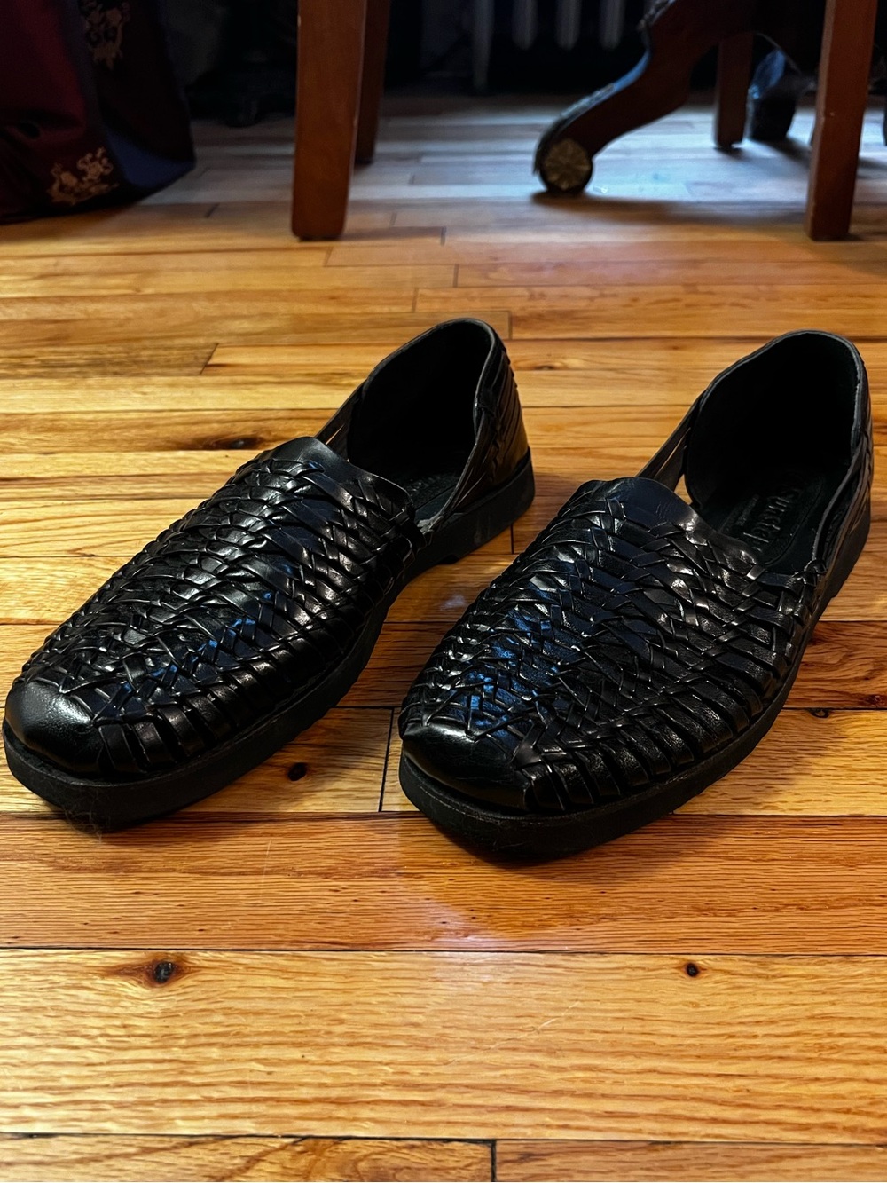 Handcrafted  Sunstep Huarache Sandals. Hand Woven Genuine Leather. Size 11.